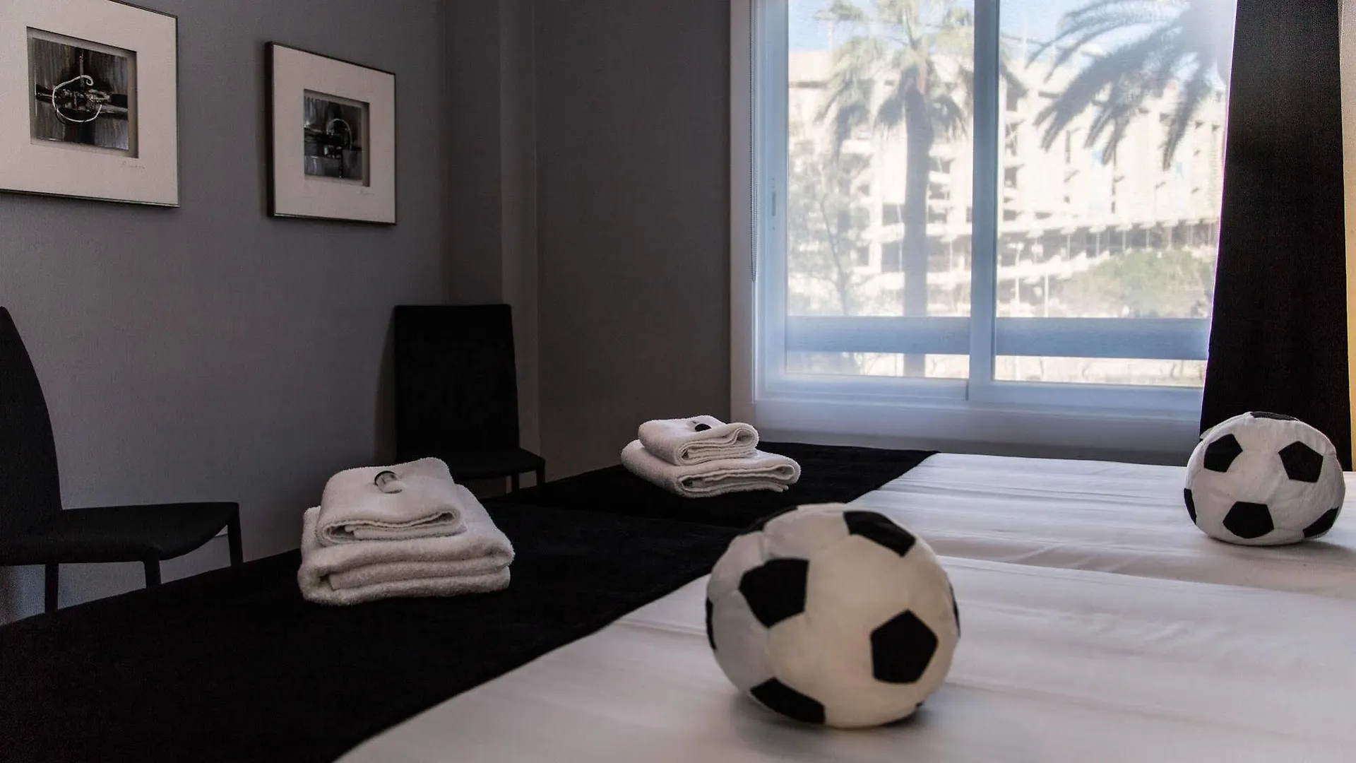 Alcam Futbol Apartment Barcelona Spain